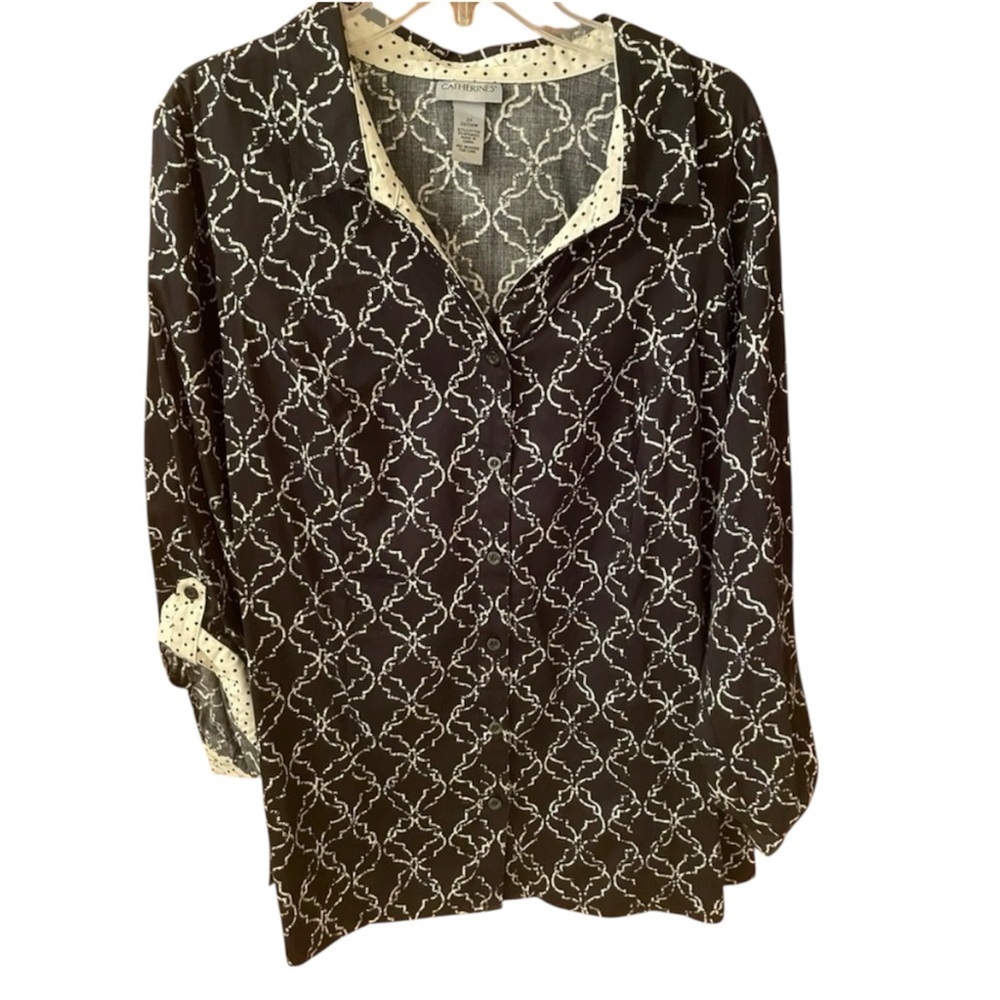 Women’s Catherines Black&White Geometric Button Down Blouse 97% Cotton, Plus 3X - Picture 2 of 9